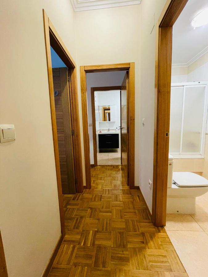 Alojamiento Rey Davina Apartment Vilagarcia de Arousa Ngoại thất bức ảnh