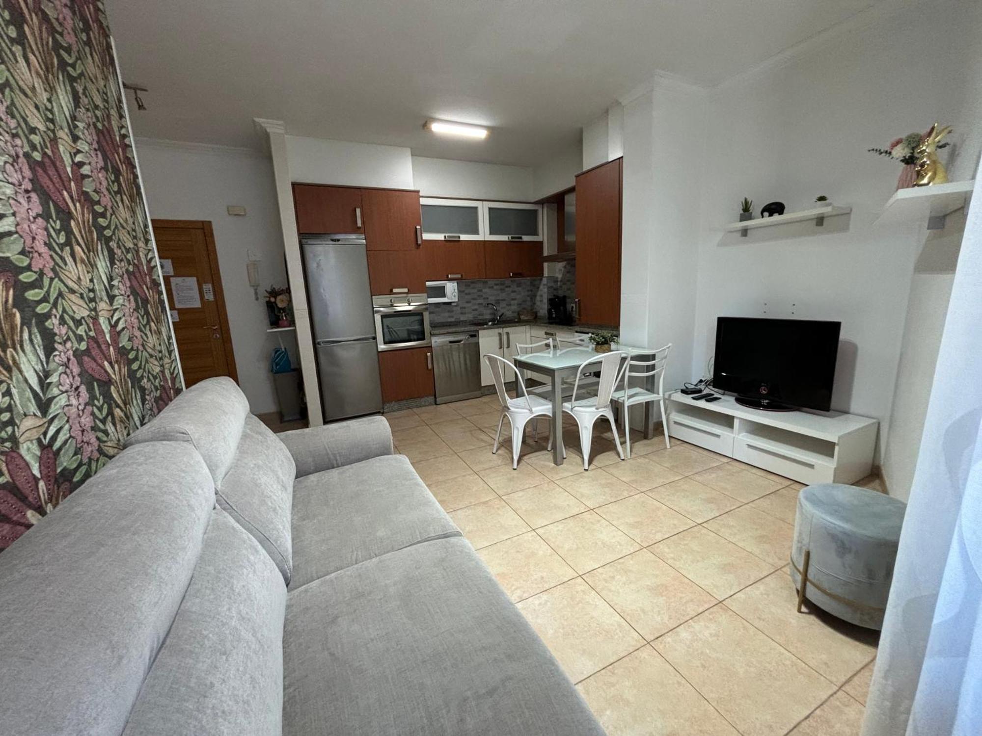 Alojamiento Rey Davina Apartment Vilagarcia de Arousa Ngoại thất bức ảnh